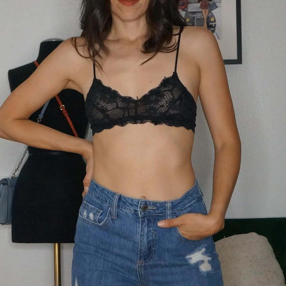 Black Wireless Lace Bralette Lingerie Top - Picture 2 of 4